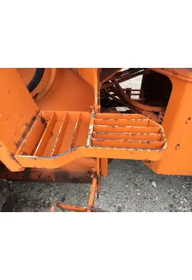Case W14B Equip Step
