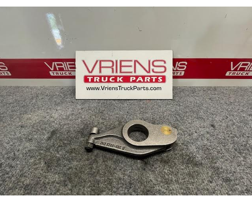 Rocker Arm CAT  Vriens Truck Parts