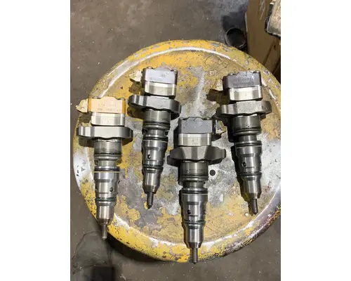 Fuel Injector CAT 3126 Truck Salvage International Inc