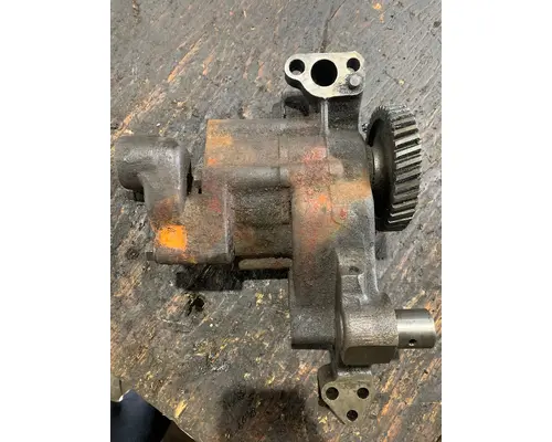 Oil Pump CAT 3306 Truck Salvage International Inc