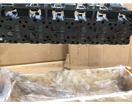 Cat 3406C Cylinder Head