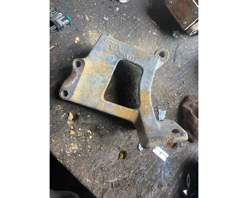 Brackets, Misc. CAT 3406 Truck Salvage International Inc