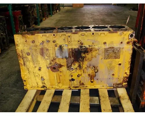 Cylinder Block CAT 3406B Sterling Truck Sales, Corp