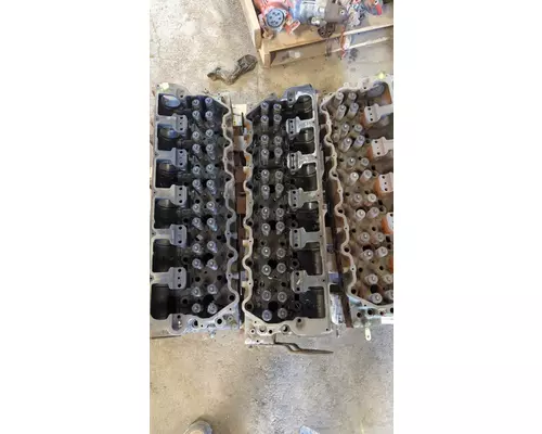 Cylinder Head CAT 3406E B &amp; D Truck Parts, Inc.