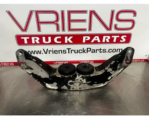 Engine Mounts CAT C-12 Vriens Truck Parts