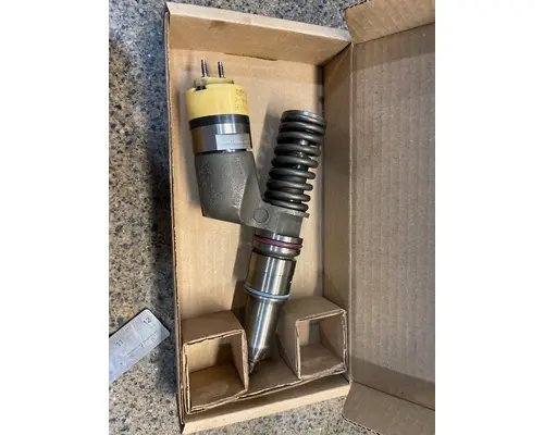 Fuel Injector CAT C-13 Truck Salvage International Inc