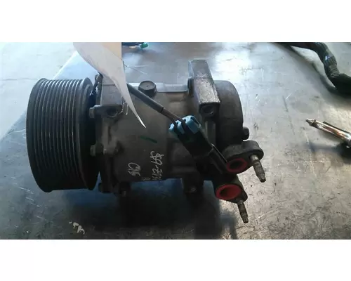 Air Conditioner Compressor CAT C-15 Spalding Auto Parts