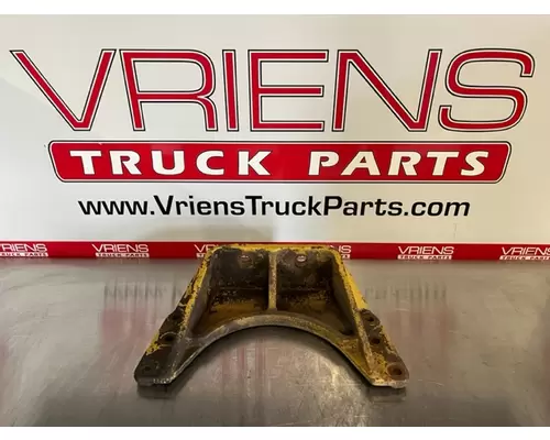 Engine Mounts CAT C-15 Vriens Truck Parts