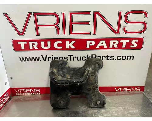 Engine Mounts CAT C-15 Vriens Truck Parts