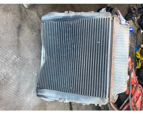 Radiator CAT C-7 Truck Salvage International Inc