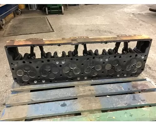 Cylinder Head CAT C12 LKQ Thompson Motors - Wykoff