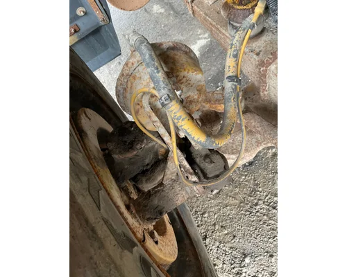 Axle Beam (Front) CAT CT660 Dutchers Inc   Heavy Truck Div  NY