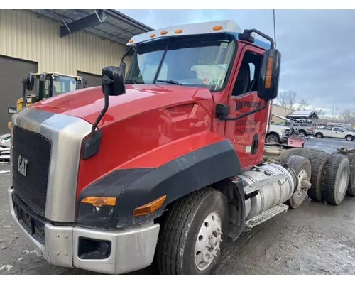 Cab CAT CT660 Dutchers Inc   Heavy Truck Div  Ny