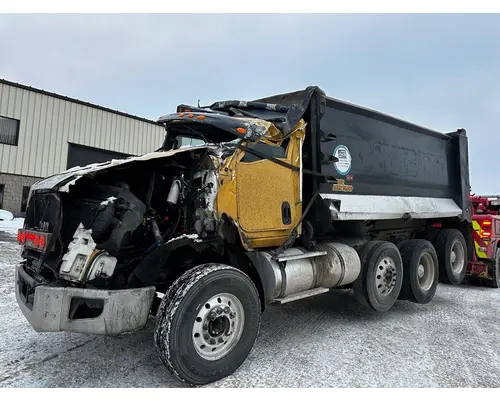 Complete Vehicle CAT CT660 Dutchers Inc   Heavy Truck Div  Ny
