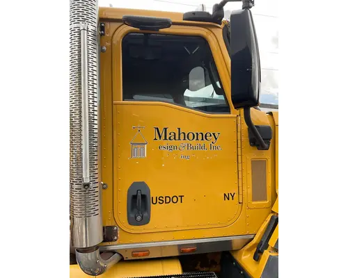 Door Assembly, Front CAT CT660 Dutchers Inc   Heavy Truck Div  Ny