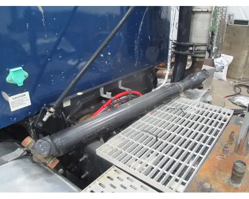 Drive Shaft, Rear CAT CT660 Dutchers Inc   Heavy Truck Div  Ny