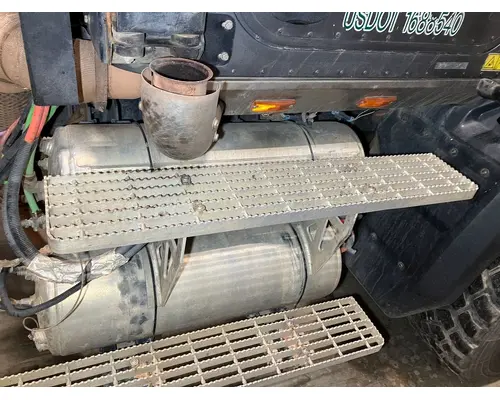 Brackets, Misc. CAT CT660 Vander Haags Inc Sf