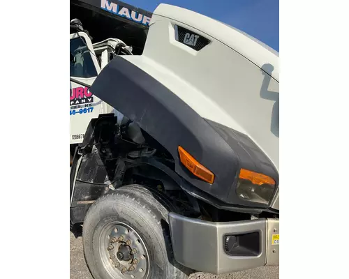 Fender Extension CAT CT660 Dutchers Inc   Heavy Truck Div  Ny