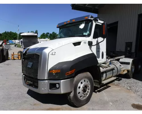 Hood CAT CT660 Dutchers Inc   Heavy Truck Div  Ny