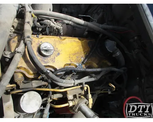 Valve Cover CAT FL70 DTI Trucks
