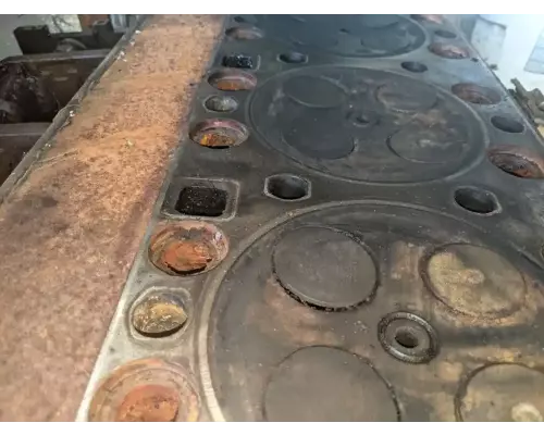 Caterpillar 1693 Cylinder Head