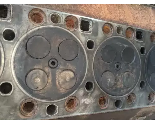 Caterpillar 1693 Cylinder Head