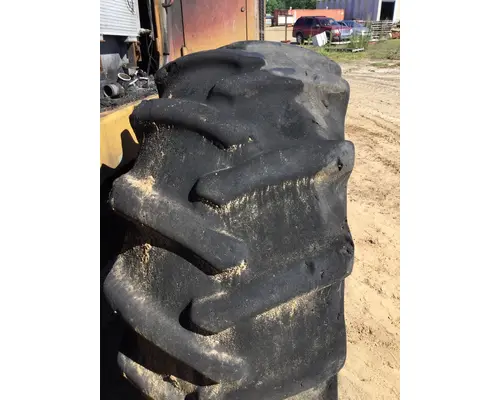  CATERPILLAR 28X1X26 20 LUG G &amp; W Equipment