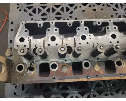 Caterpillar 3116 Cylinder Head