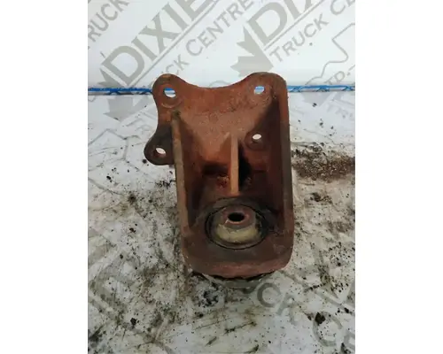 Engine Mounts Caterpillar 3116 Dixie Truck Centre