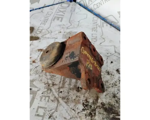 Caterpillar 3116 Engine Mounts