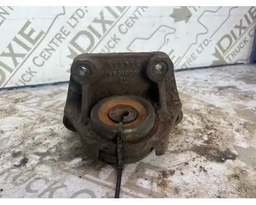 Engine Mounts Caterpillar 3116 Dixie Truck Centre