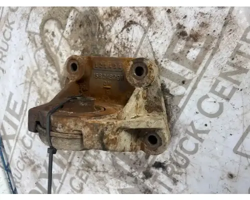 Caterpillar 3116 Engine Mounts