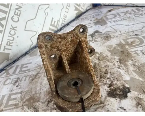 Engine Mounts Caterpillar 3116 Dixie Truck Centre