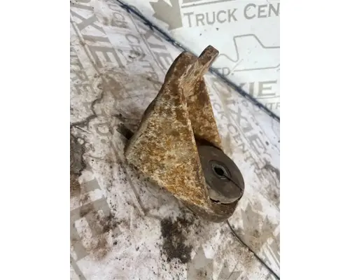 Caterpillar 3116 Engine Mounts