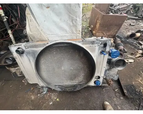 Radiator Caterpillar 3116 Dixie Truck Centre