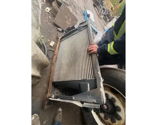 Caterpillar 3116 Radiator