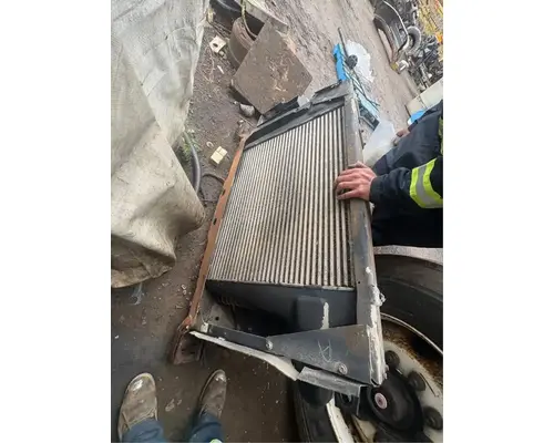 Caterpillar 3116 Radiator