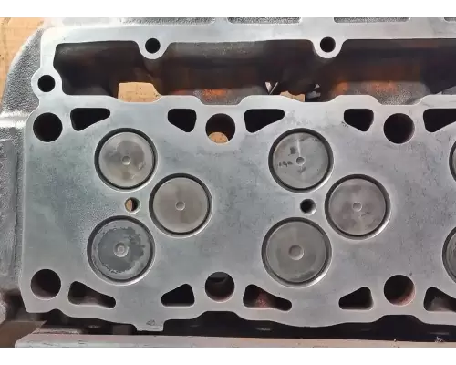 Caterpillar 3126 Cylinder Head