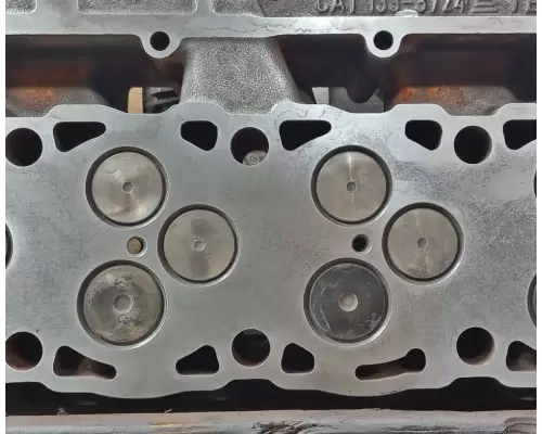 Caterpillar 3126 Cylinder Head