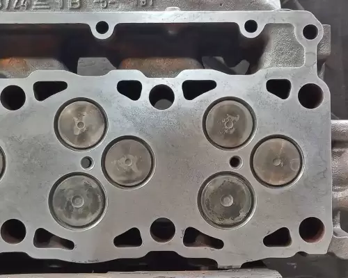 Caterpillar 3126 Cylinder Head