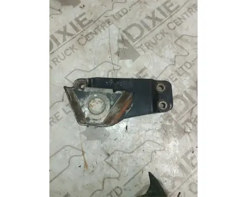 Engine Mounts Caterpillar 3126 Dixie Truck Centre