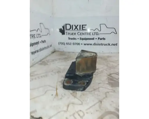 Caterpillar 3126 Engine Mounts