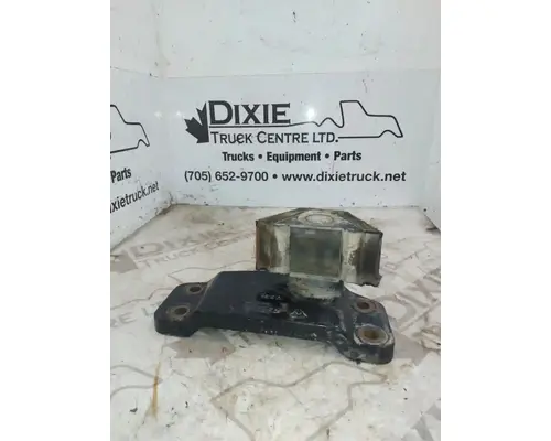 Caterpillar 3126 Engine Mounts