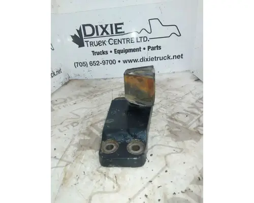 Caterpillar 3126 Engine Mounts