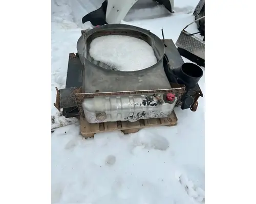 Caterpillar 3126 Radiator