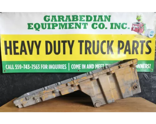 Caterpillar 3176B Oil Pan