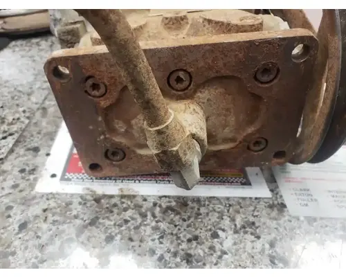 Caterpillar 3208 Air Compressor