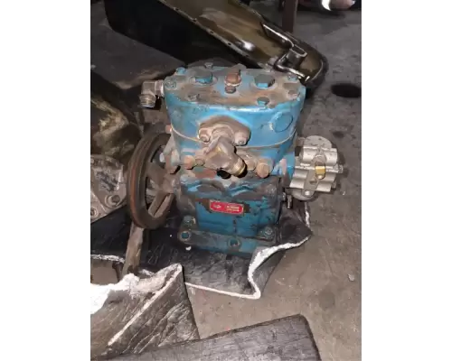 Caterpillar 3208 Air Compressor