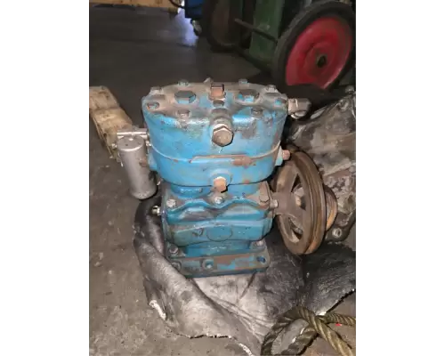 Caterpillar 3208 Air Compressor