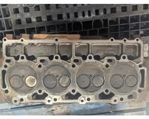 Caterpillar 3208 Cylinder Head